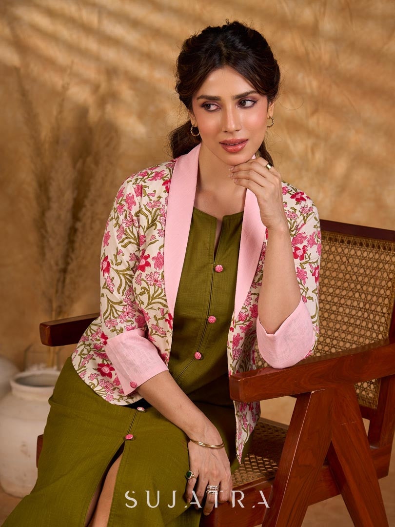 Blossom Pink Floral Print Cotton Short Jacket with Pink Lapel Collar and Cuff