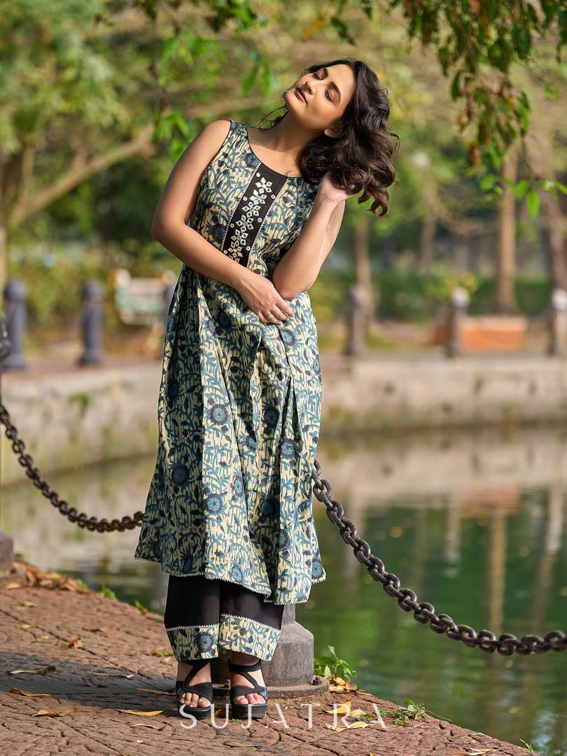Artisan Indigo Floral Kurta with Black Mirror Work and Pleated Yoke Silhouette