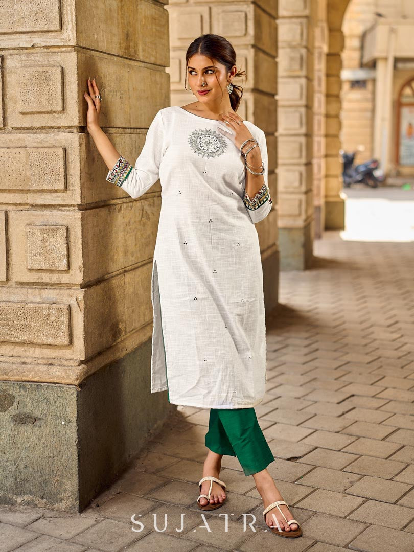 Cultural White Cotton Kurta with Traditional Madhubani Painting on Front & Sleeves