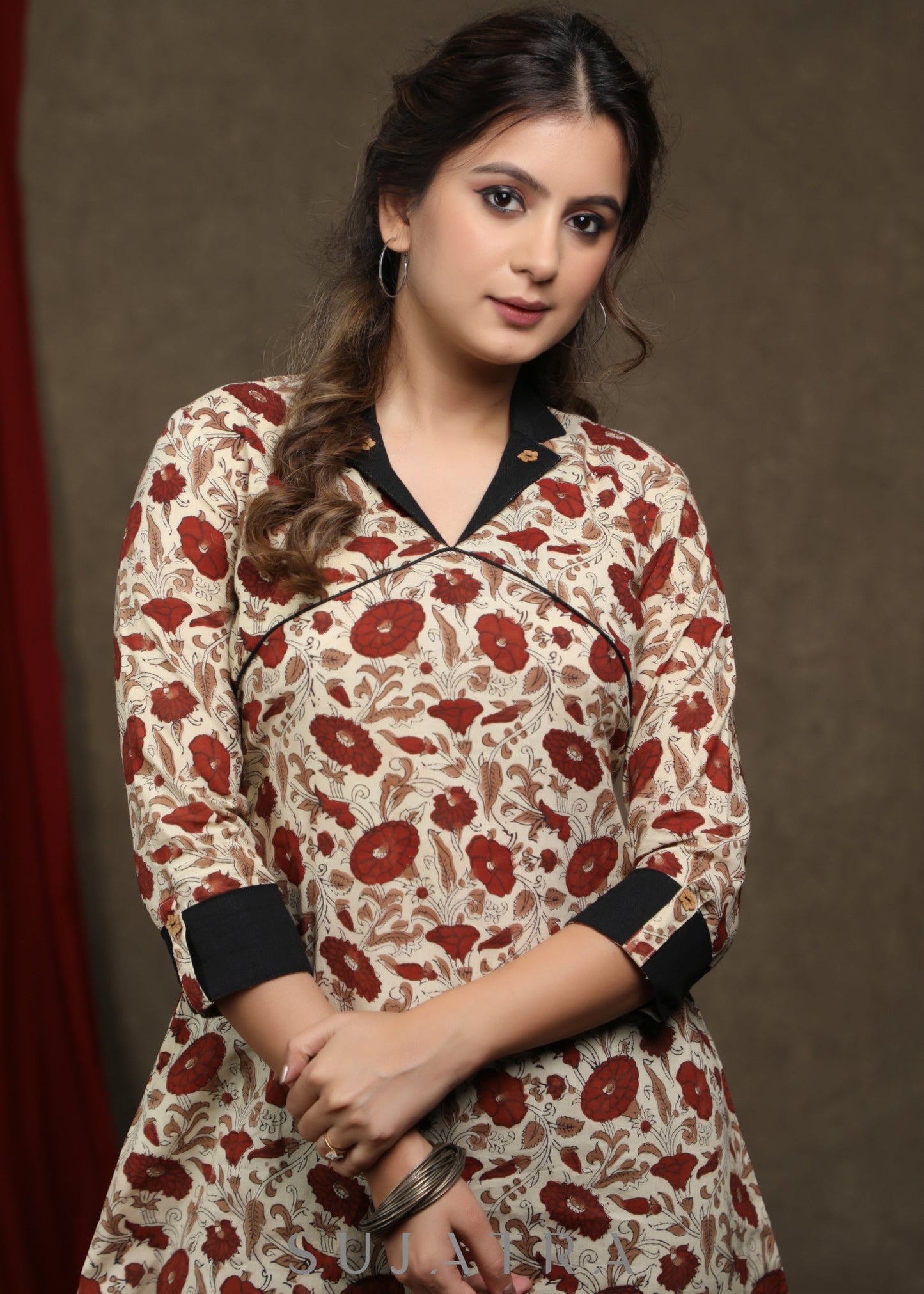 Offwhite printed cotton tunic with Black detailing