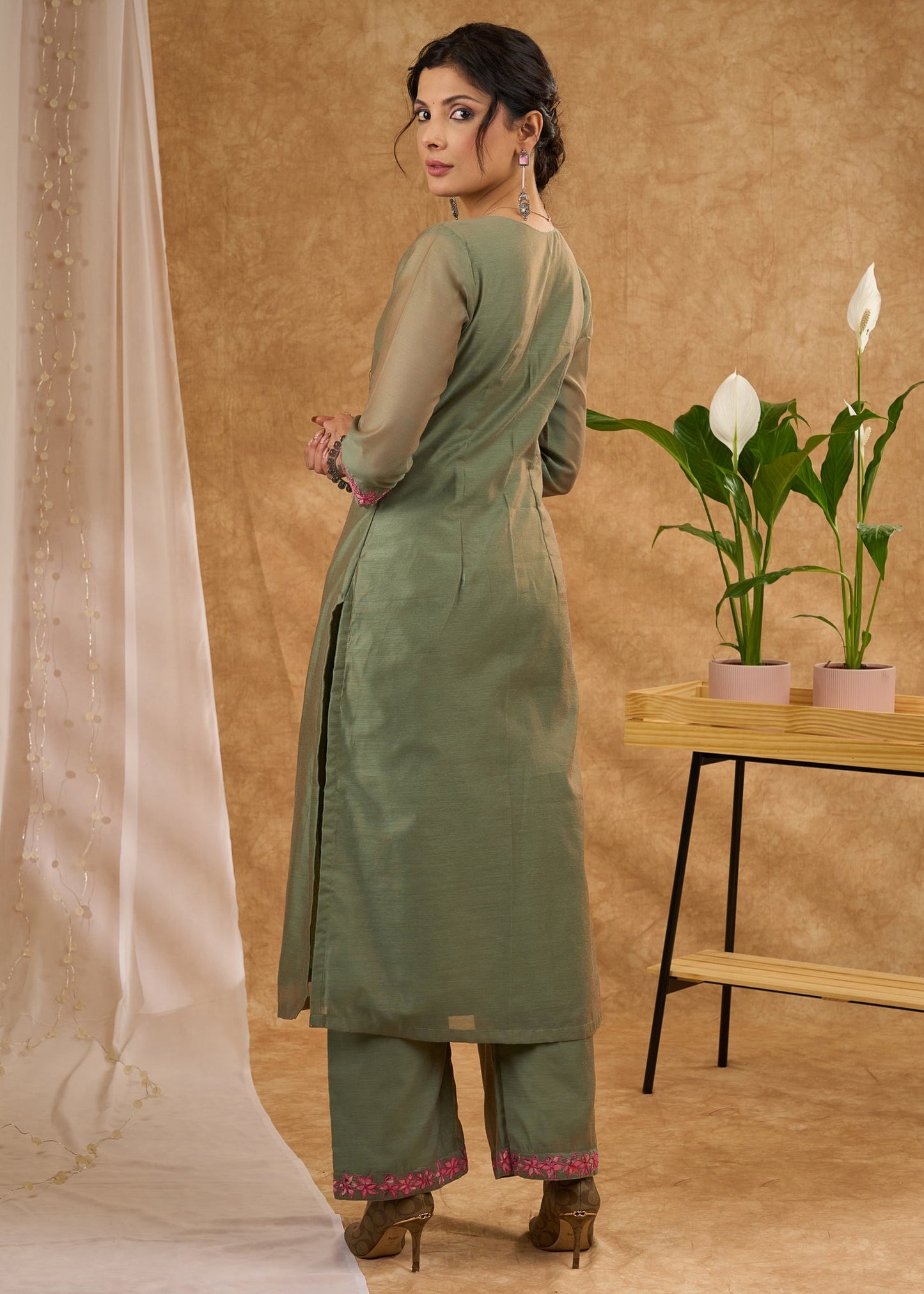 Exclusive chanderi kurta with intricate applique work Pant optional