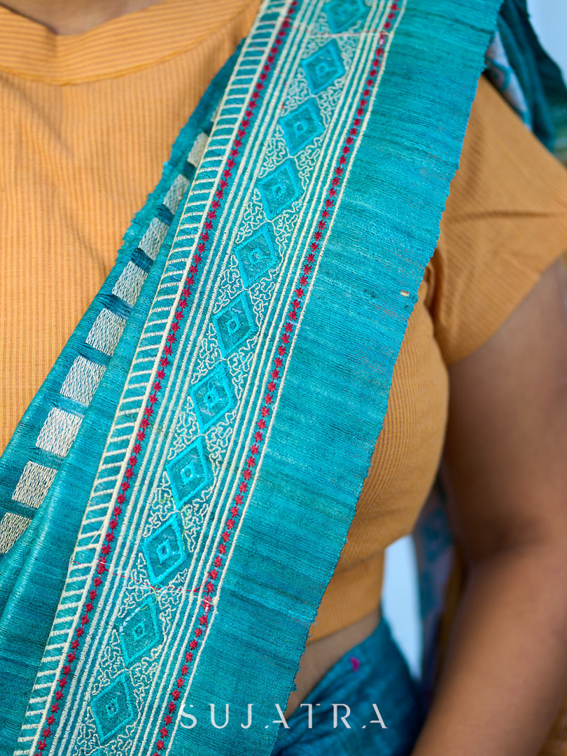 Elegant Blue Handloom Ghicha Silk Saree with Contrast Woven Border & Geometric Pallu Design