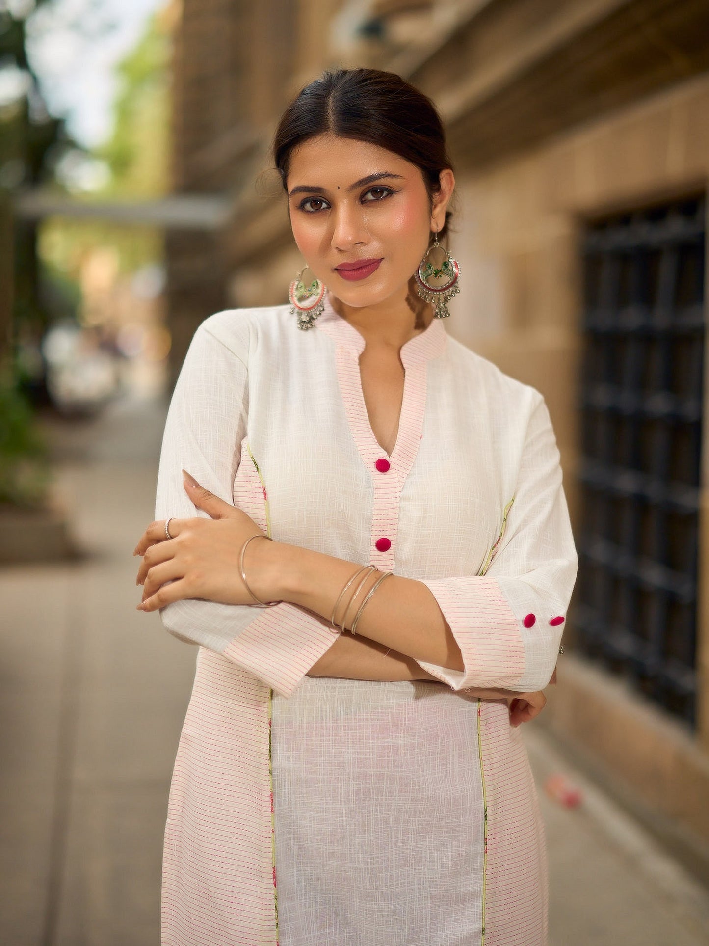 Structured White Cotton Kurta with Pink & White Kantha Embroidered Panels & Contrast Pink Buttons