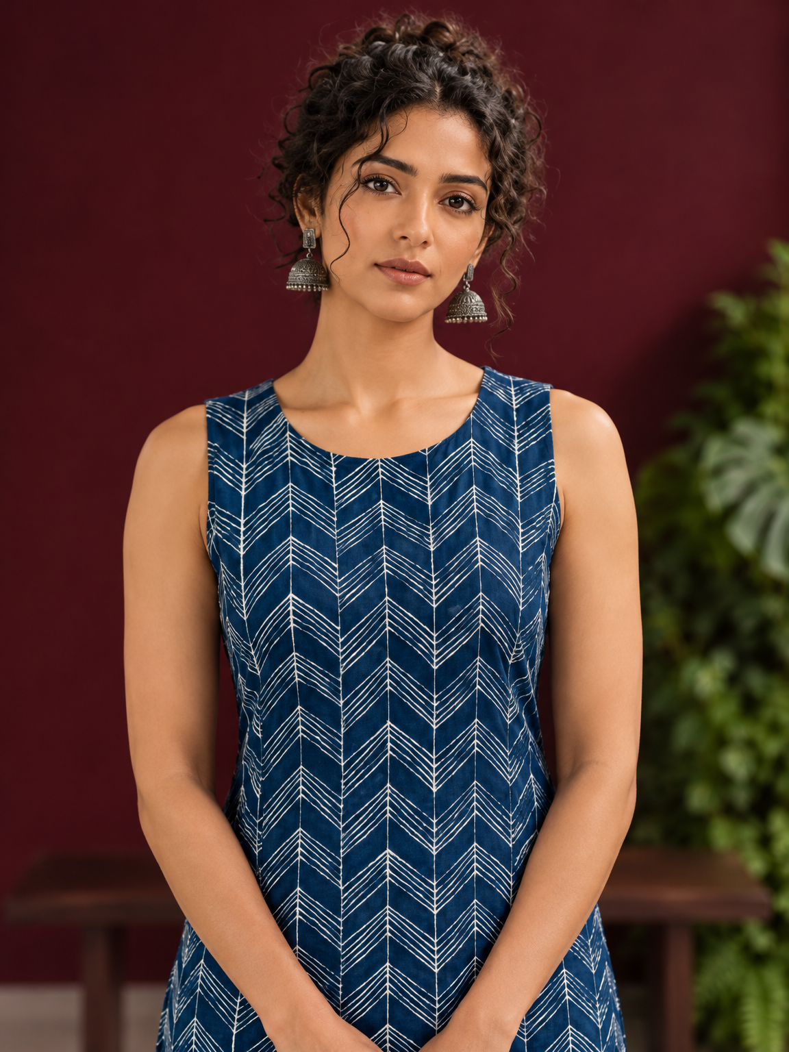 Blue Rayon Kurta with Hand-Drawn Chevron Stripe Print & Round Neckline — fabric detail