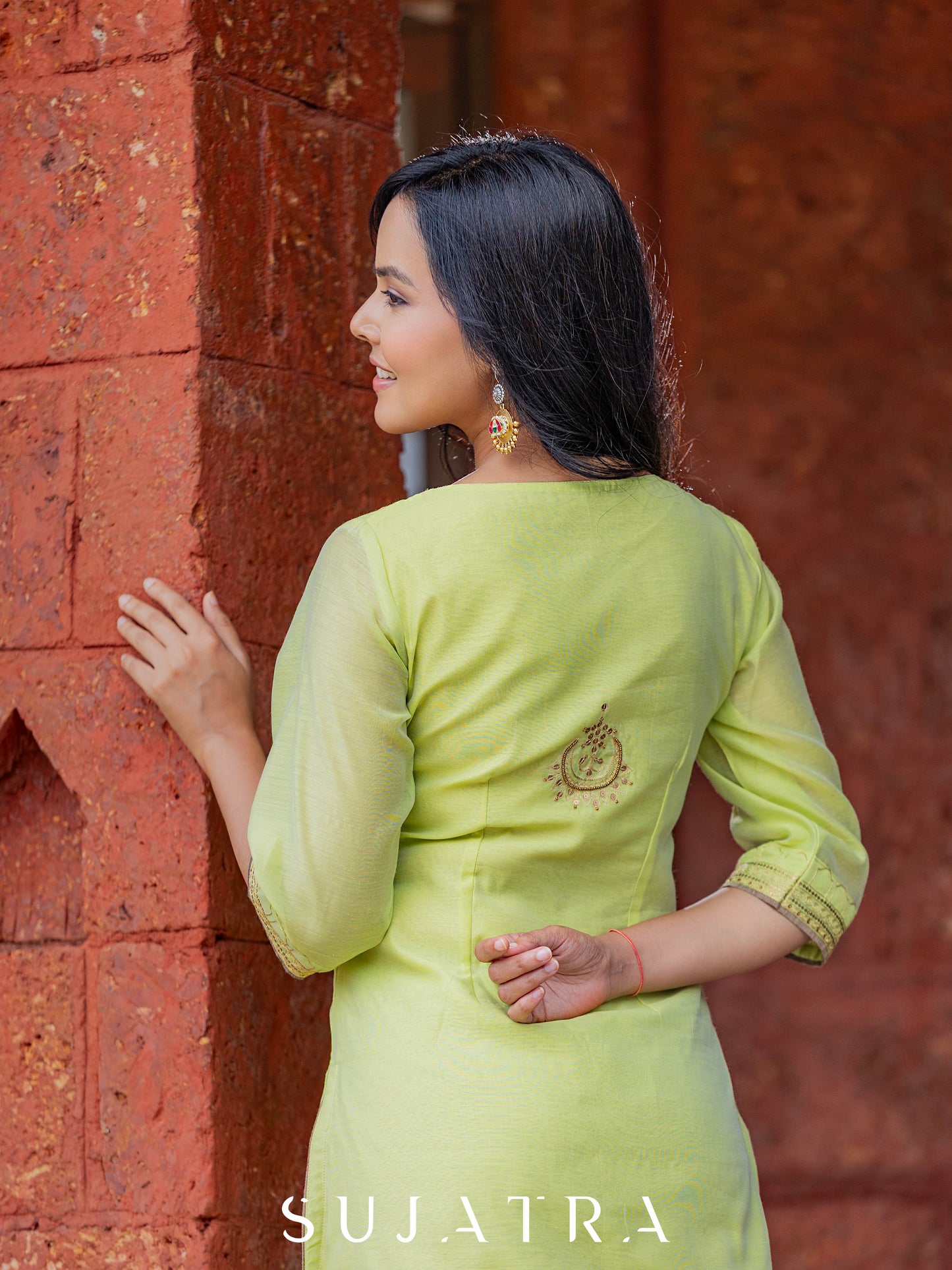 Baagh Delicate Antique Hand Embroidered Chanderi Kurta