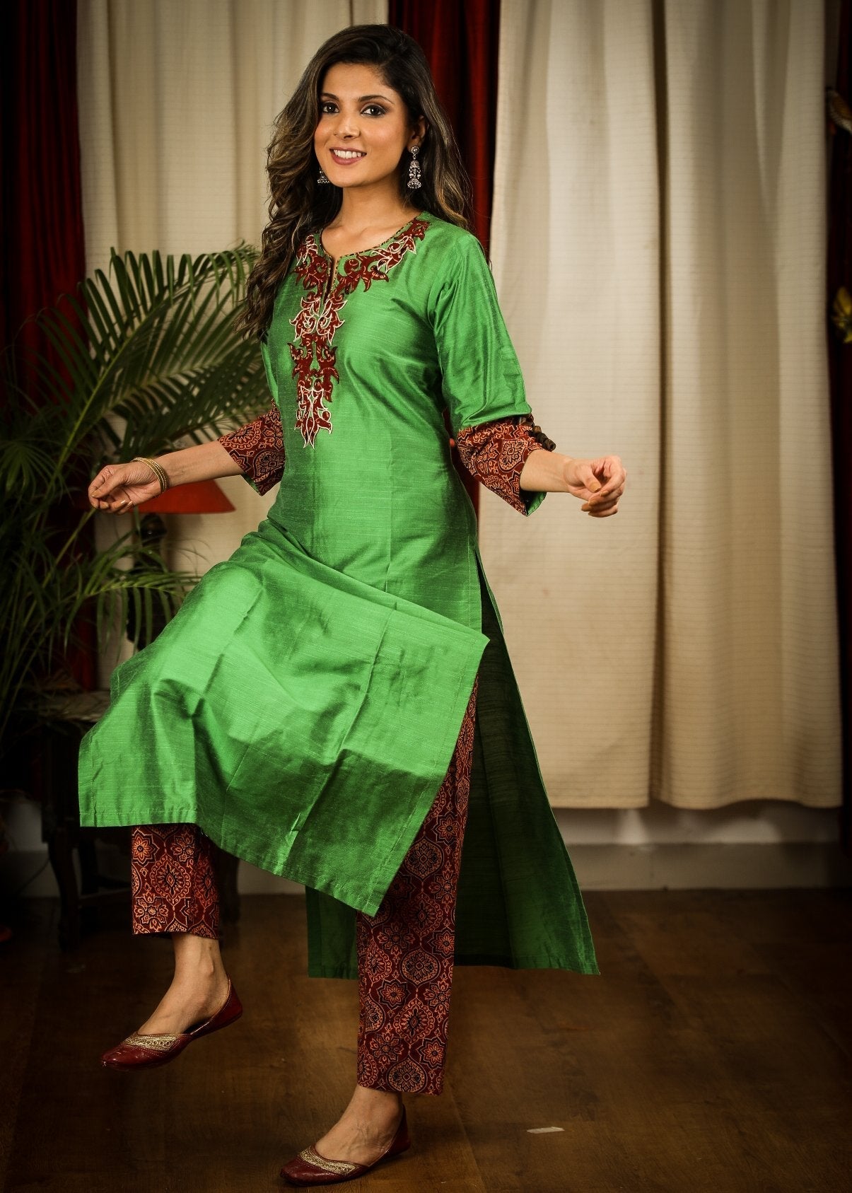 Straight Cut Green Cotton Silk Kurta with Ajrakh and Embroidered Patch Work