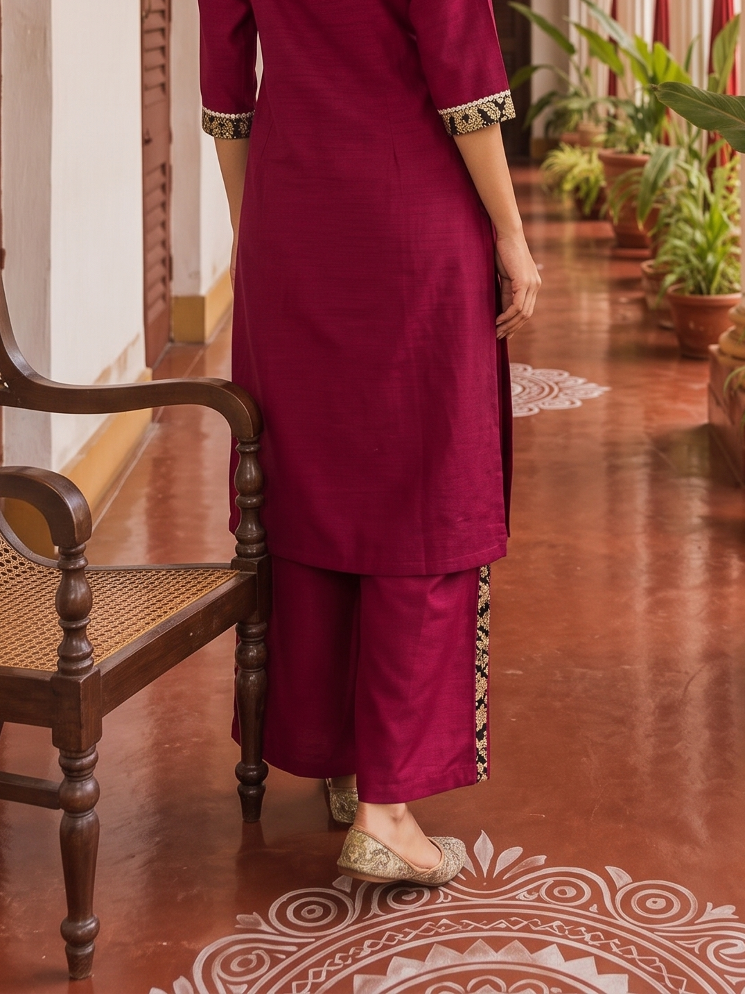 Elegant Magenta Textured Kurta with Black Gold Brocade V-Neck Panel & Contrast Sleeve Cuffs