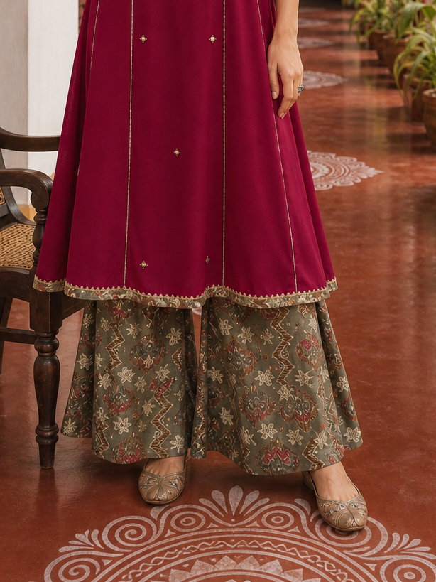 Elegant Rani pink panelled Georgette Kurta with Contrast Printed Border and hand embroidered front panel