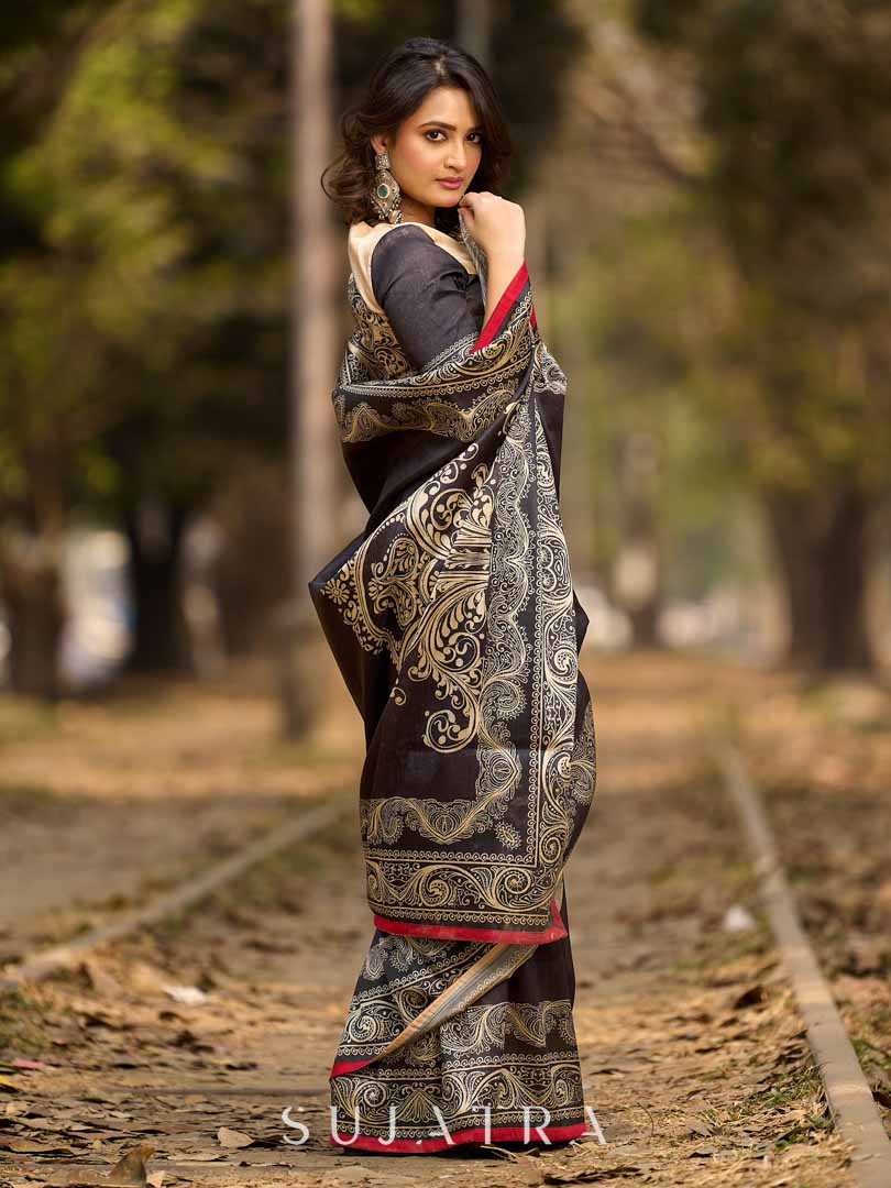 Bold Black Art Silk Saree with Traditional Printed Border & Statement Pallu