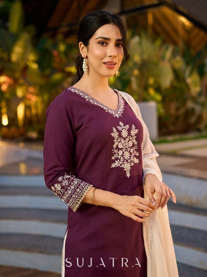 Elegant Purple Cotton Kurta with Intricate Contrast Thread Embroidery & Minimal Embellishment