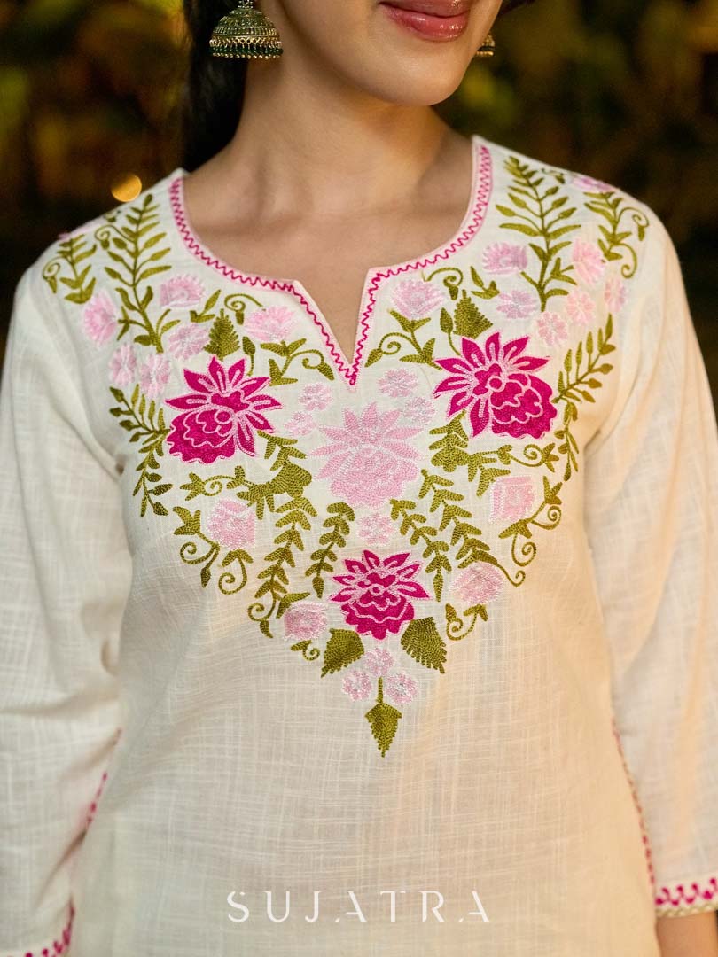 Graceful White Cotton Kurta Adorned with Striking Kashida Embroidery with Graceful Pink Chiffon Dupatta with Delicate Pearl & Mirror Lace