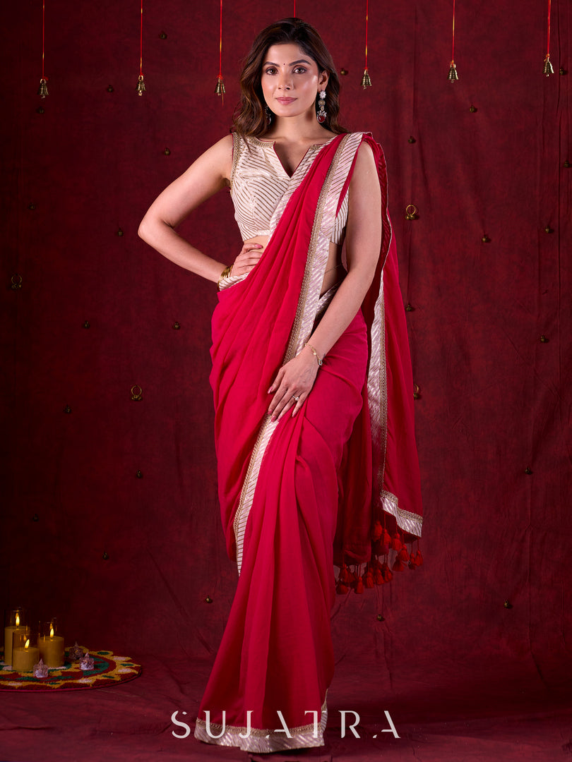 Crimson Mul Cotton Saree Adorned with Ivory Brocade Border & Fine Lace Accents
