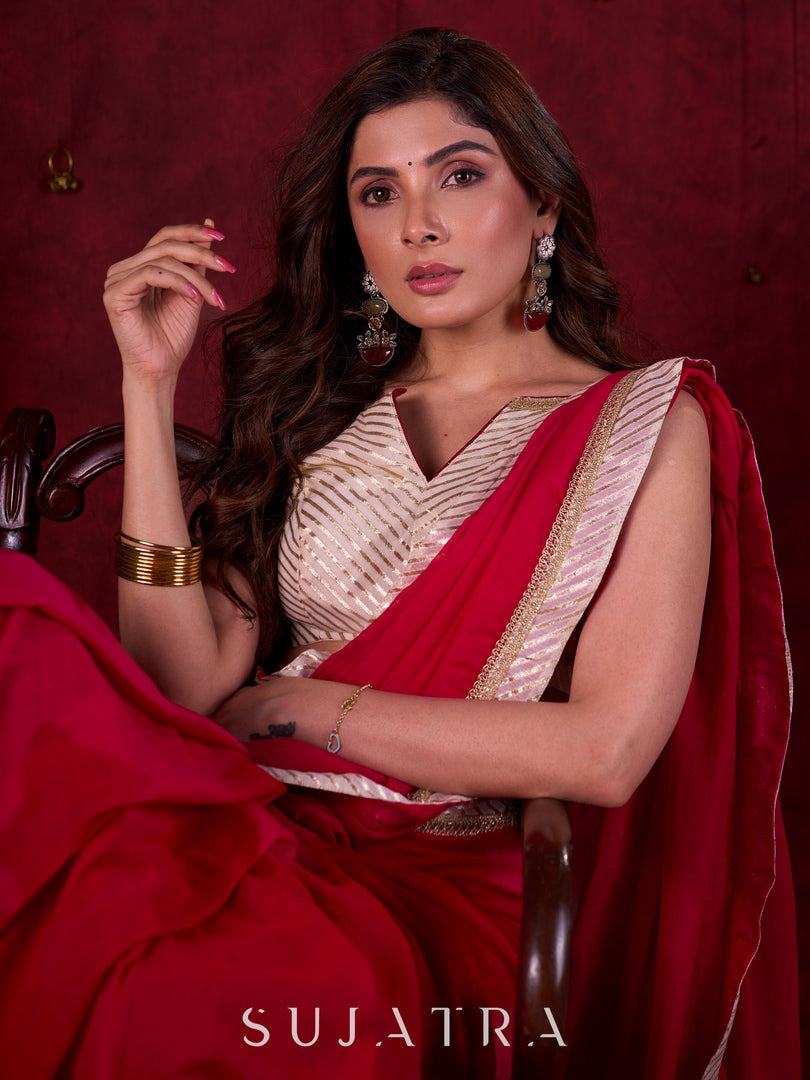 Crimson Mul Cotton Saree Adorned with Ivory Brocade Border & Fine Lace Accents