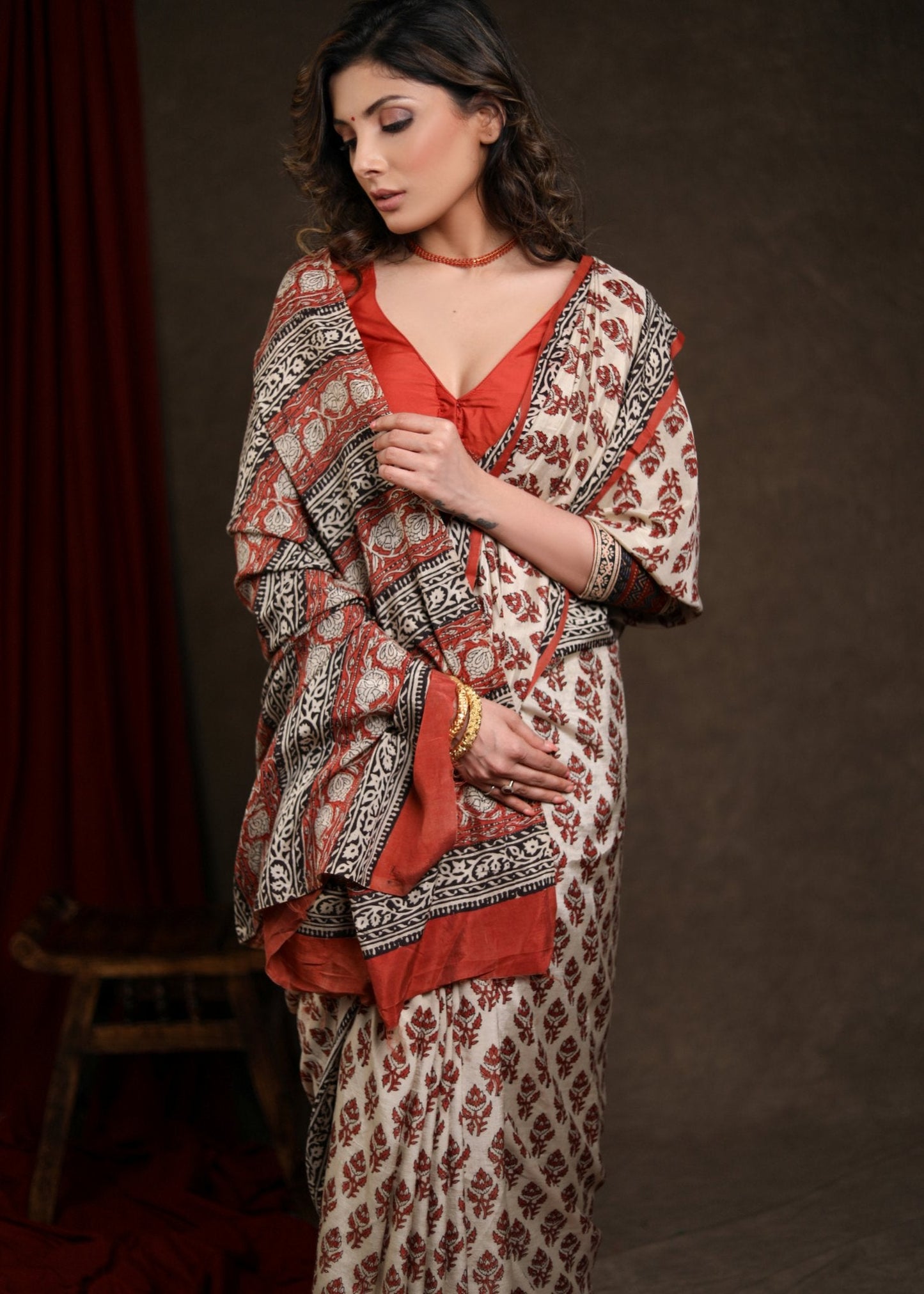 Classic Fakira Print Cream & Rust Modal Saree