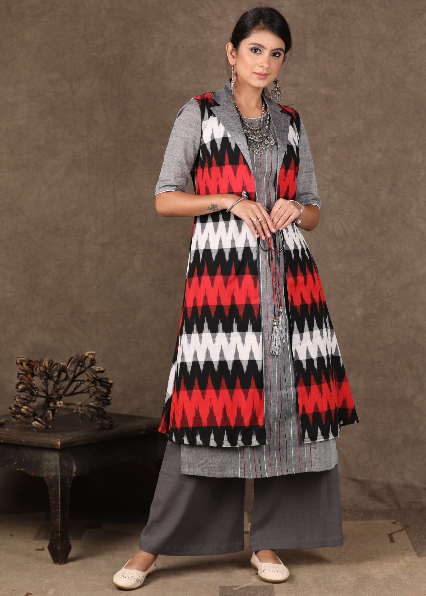 Red Grey Ikat Collared Shrug with Embroidered Kurta -2 Piece (Jacket & Inner Set) Pants Optional