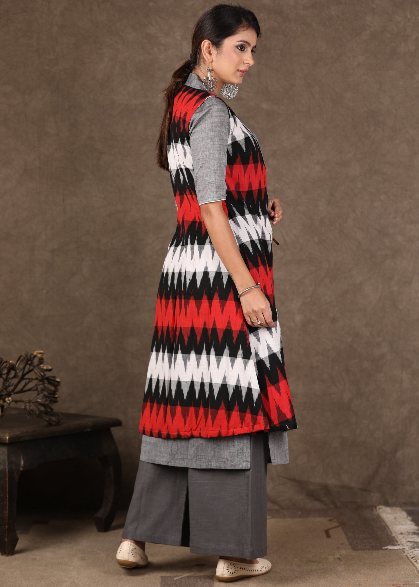 Red Grey Ikat Collared Shrug with Embroidered Kurta -2 Piece (Jacket & Inner Set) Pants Optional