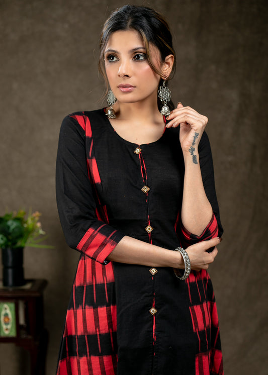 Trendy Double Ikat Combination Cotton Tunic with Wooden Button
