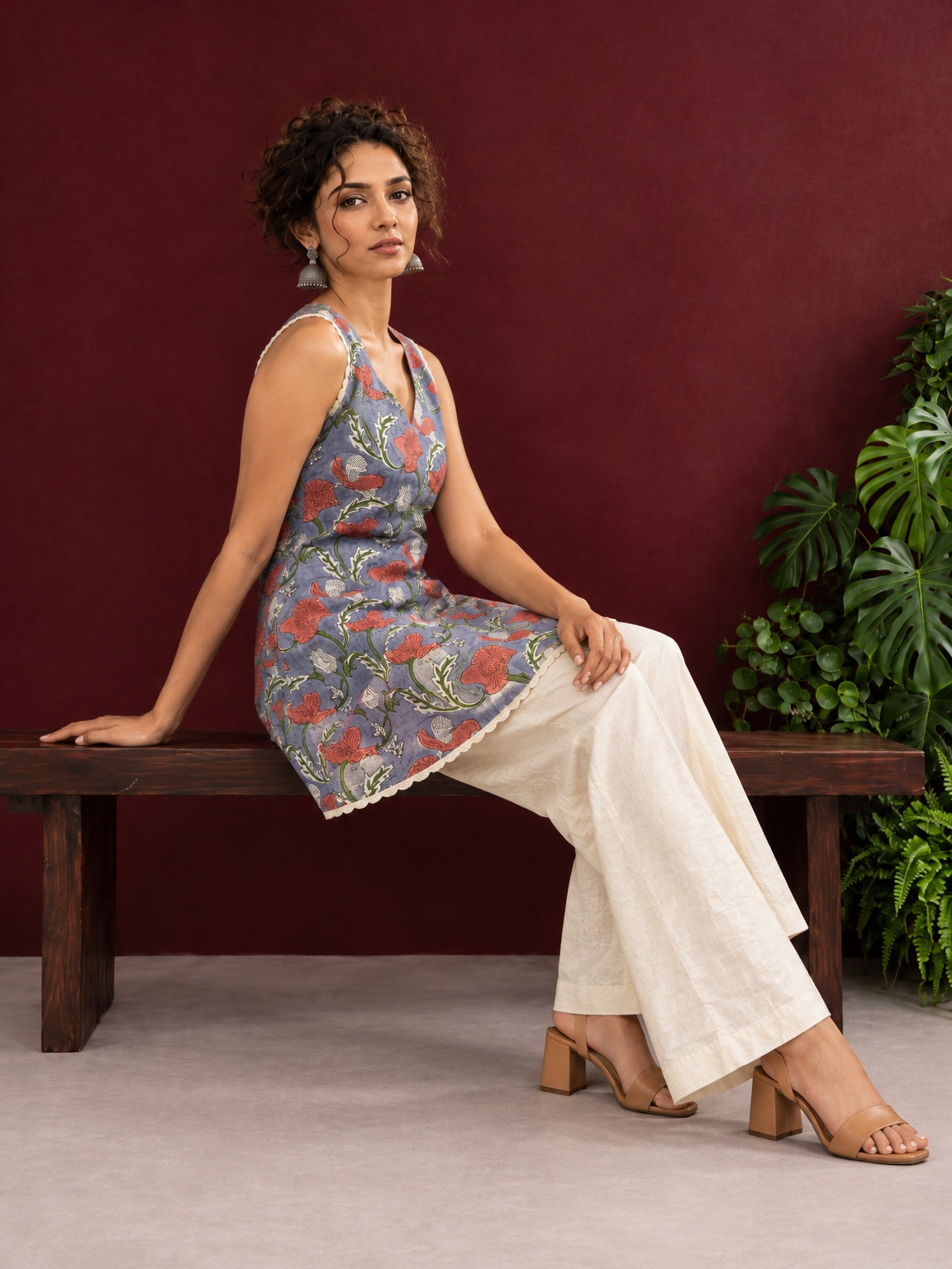 Grey Cotton Floral Printed Tunic with Lace Trim V-Neck and Sleeveless Design — view 2