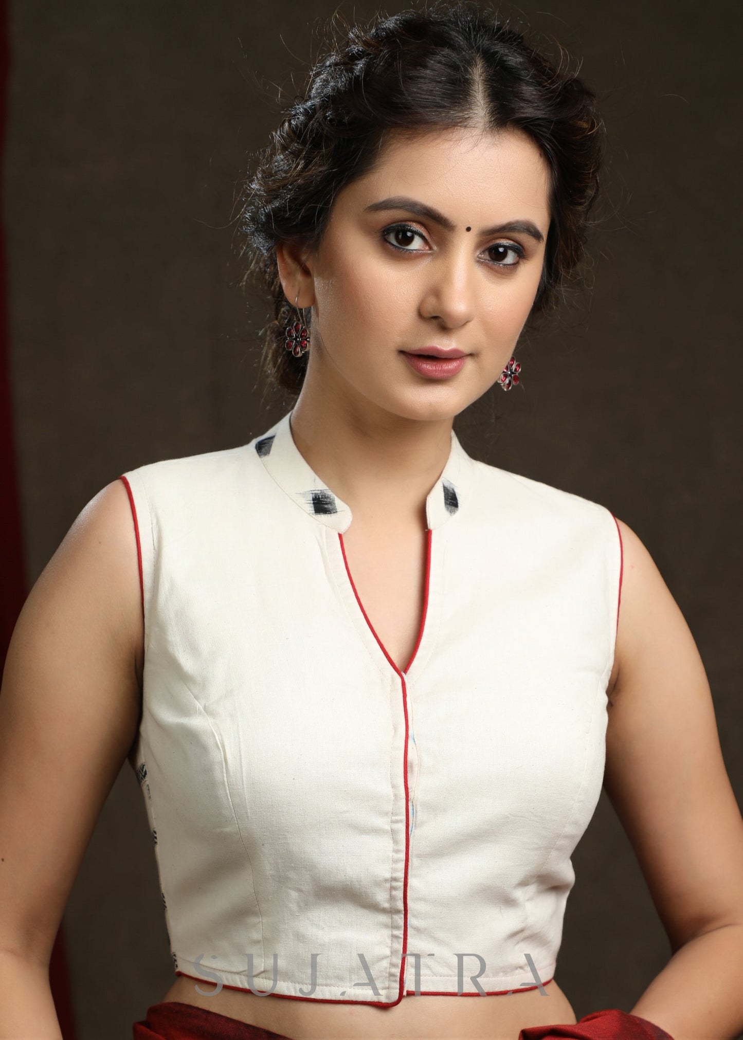 Trendy Cotton Ikkat Combination Off-White Sleeveless Blouse
